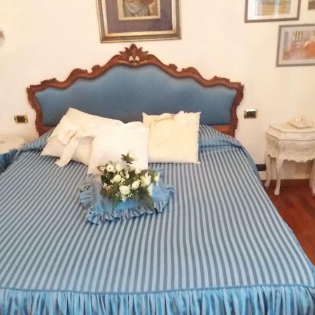 Raffinato Attico Vicino Al Mare Con Solarium Lido Di Camaiore Exterior photo